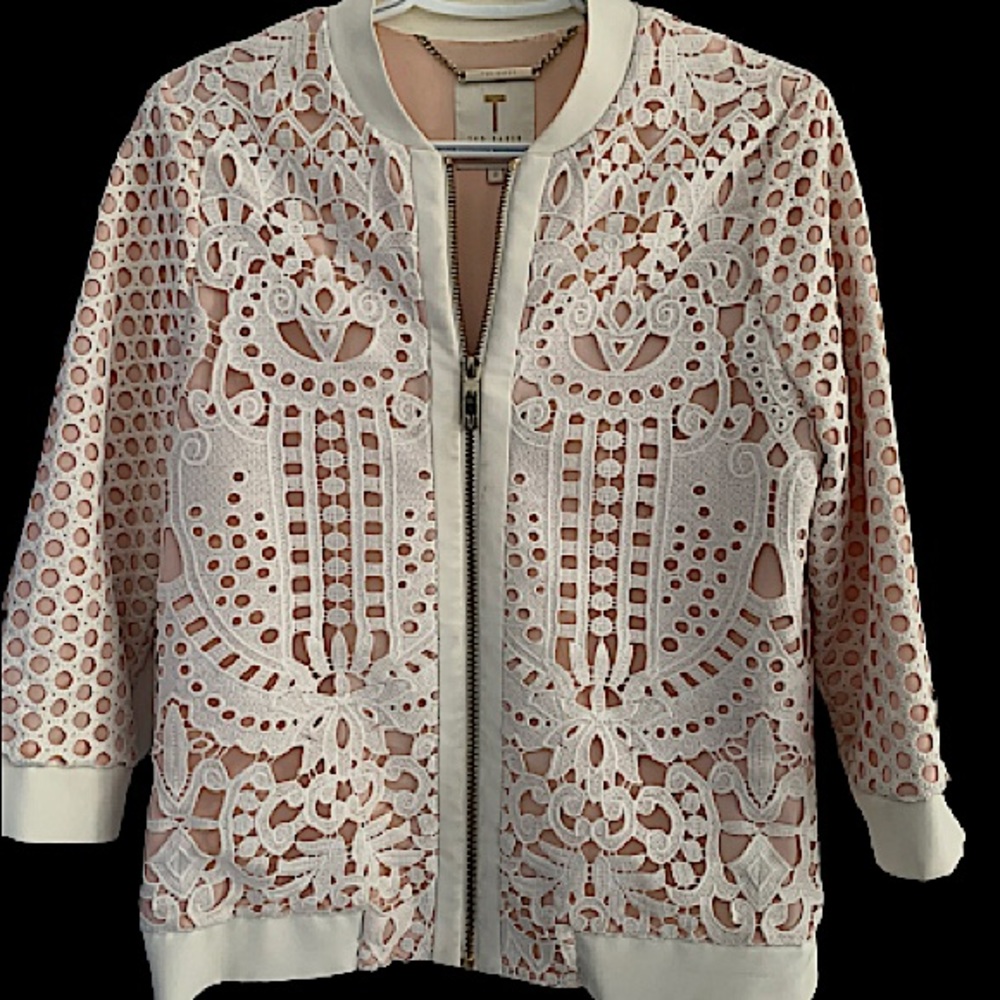TED BAKER LONDON - Hillan Geo Lace Print Bomber